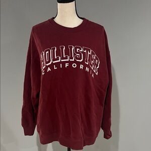 Hollister Men's Maroon Crewneck Sweater